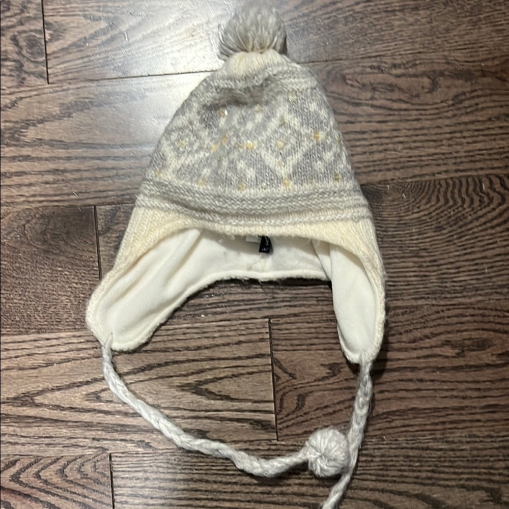 American Eagle Outfitters Gray and Cream Knit Beanie with Earflaps